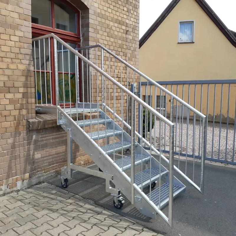 Treppenanlage/ Sicherheitstreppe Schlosserei Hofmann