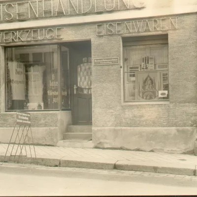 Ladeneröffnung Schlosserei Hofmann 1926