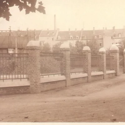 Einzäunung des städtischen Gaswerks 1925